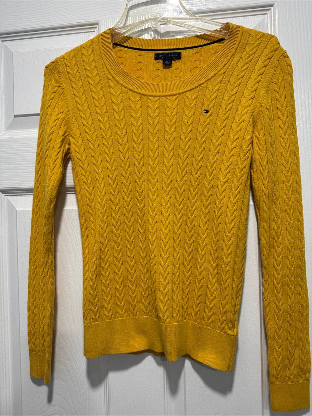 Tommy Hilfiger Women's Cable Knit Crew Sweater - Mustard